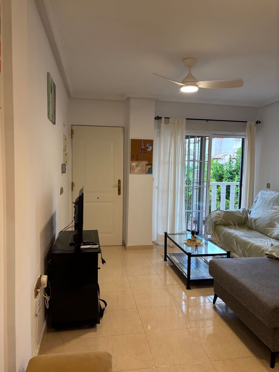2 sypialnia Apartament do wynajęcia w Orihuela Costa z basenem - 850 € (Ref: 9230329)