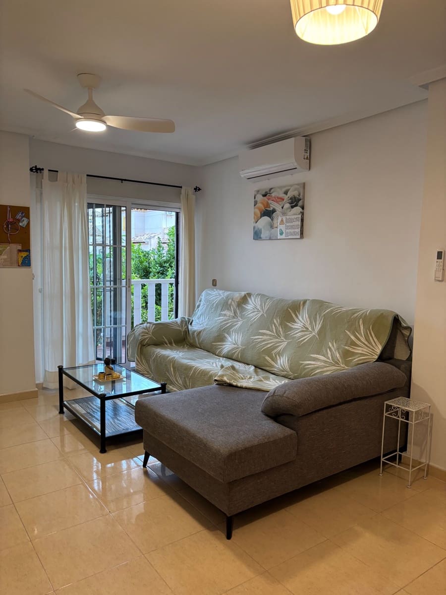 2 sypialnia Apartament do wynajęcia w Orihuela Costa z basenem - 850 € (Ref: 9230329)