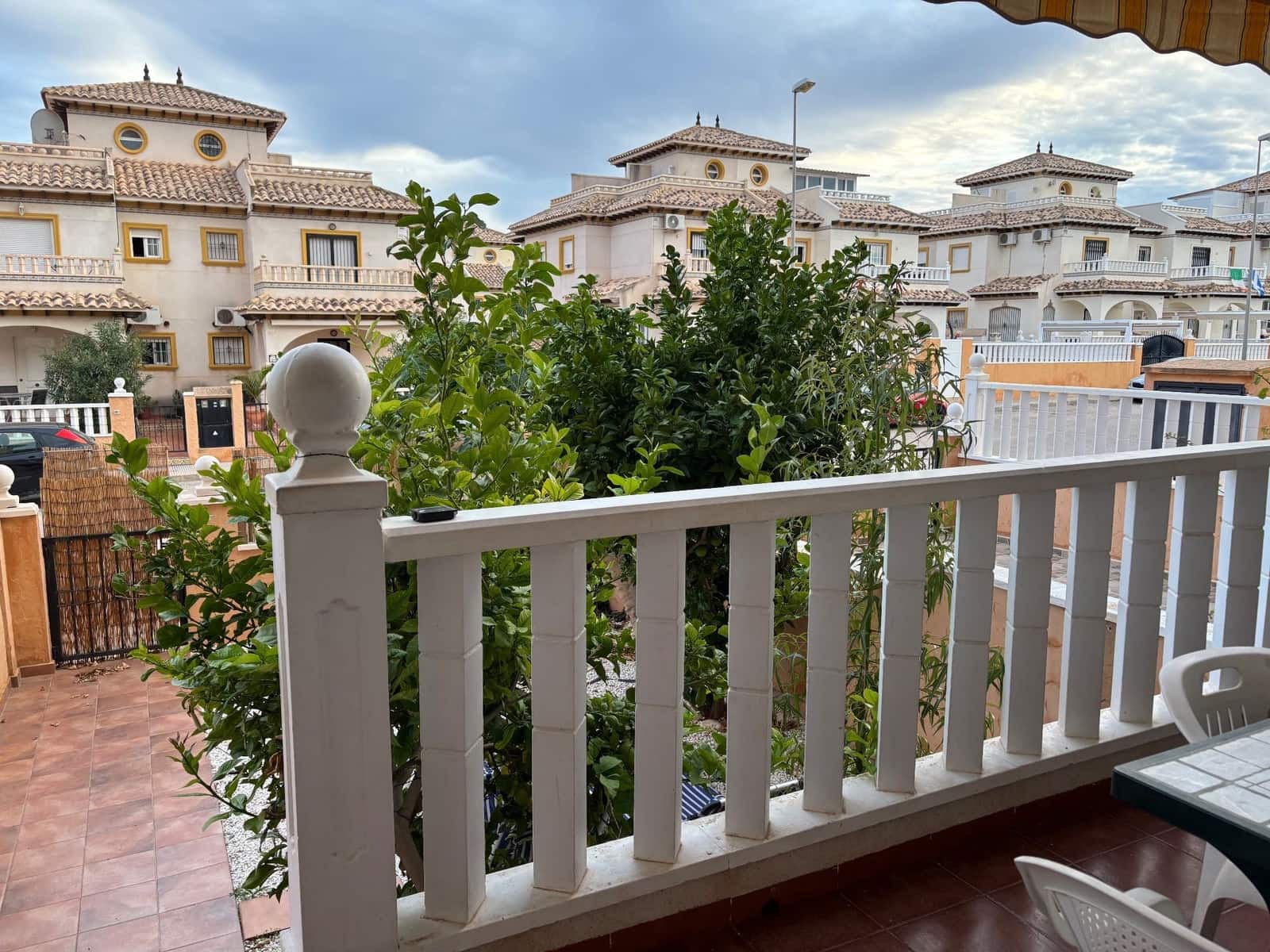 2 sypialnia Apartament do wynajęcia w Orihuela Costa z basenem - 850 € (Ref: 9230329)