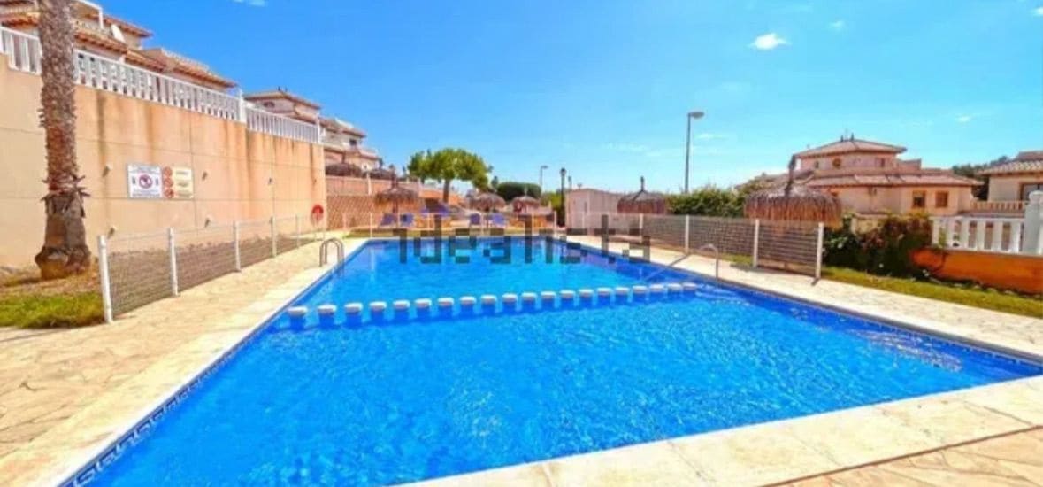 2 sypialnia Apartament do wynajęcia w Orihuela Costa z basenem - 850 € (Ref: 9230329)