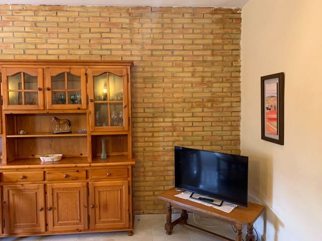 3 camera da letto Villa da affittare in Dehesa de Campoamor, Orihuela con piscina garage - 700 € (Rif: 9247952)