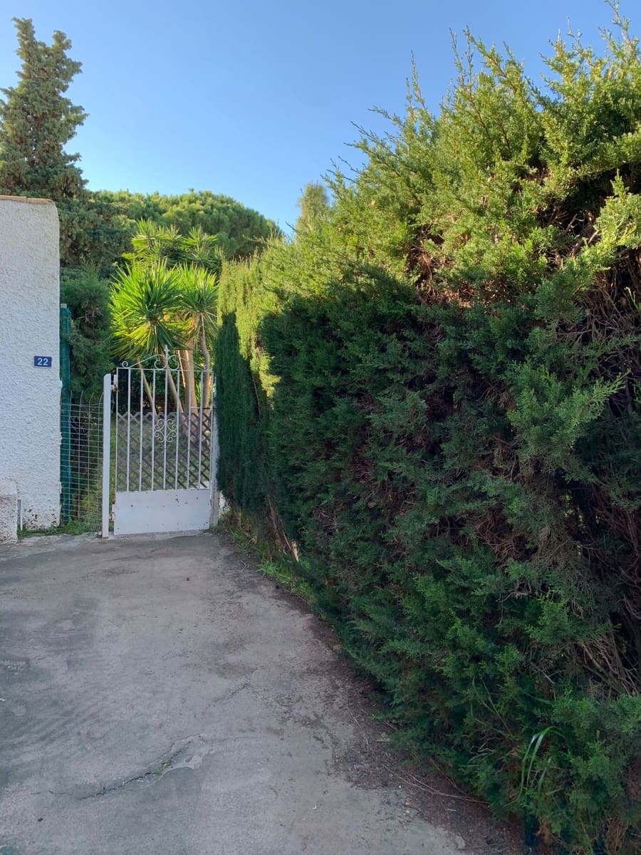 3 soveværelse Villa til leje i Campoamor med swimmingpool garage - € 700 (Ref: 9247952)