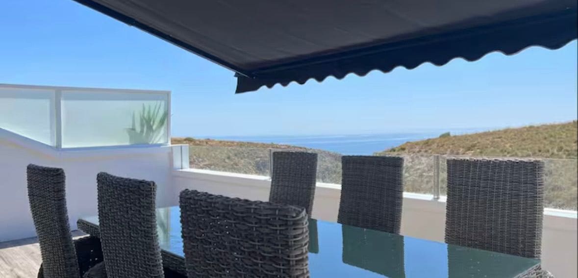 3 bedroom Apartment for rent in Gran Alacant with pool garage - € 1,550 (Ref: 9276036)