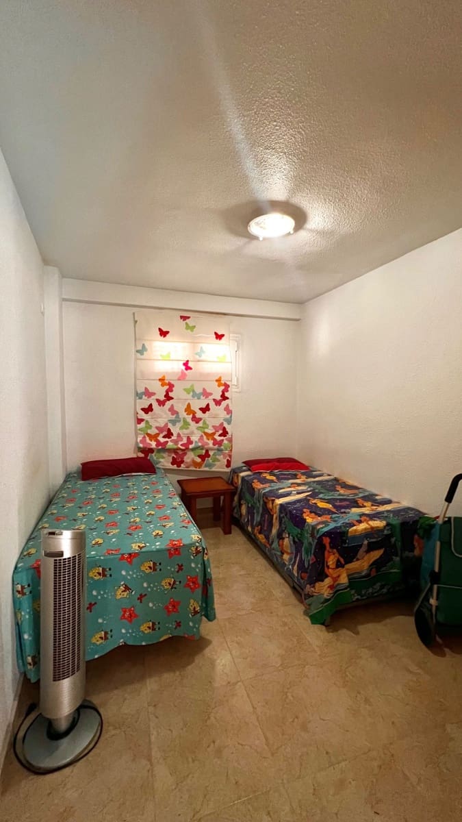 3 sypialnia Apartament do wynajęcia w Torrevieja z garażem - 800 € (Ref: 9312350)