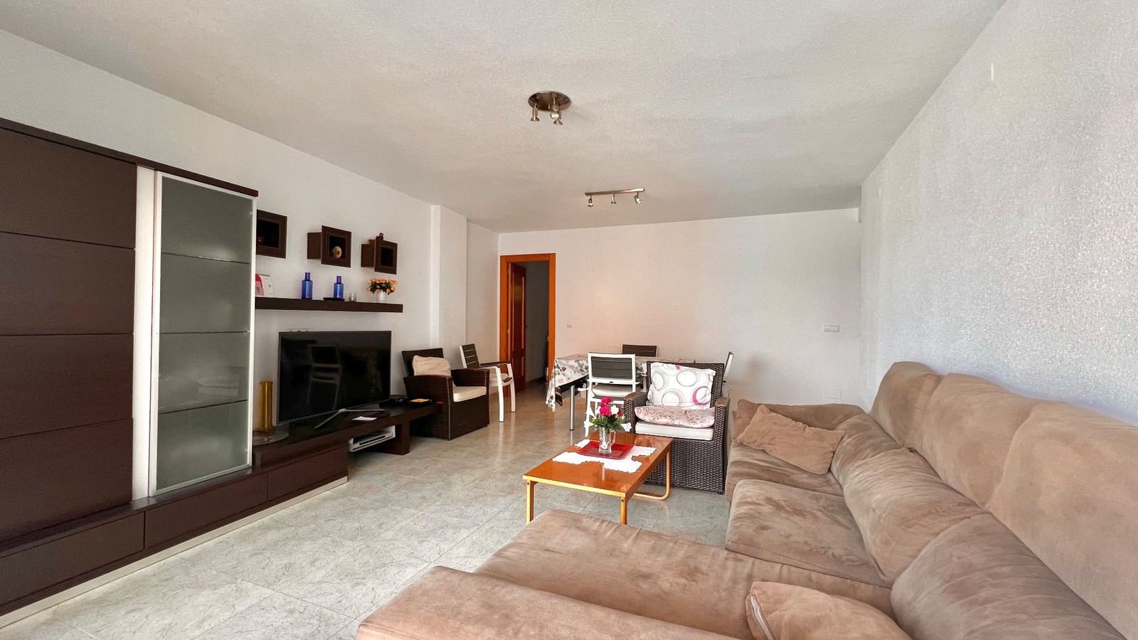 3 sypialnia Apartament do wynajęcia w Torrevieja z garażem - 800 € (Ref: 9312350)