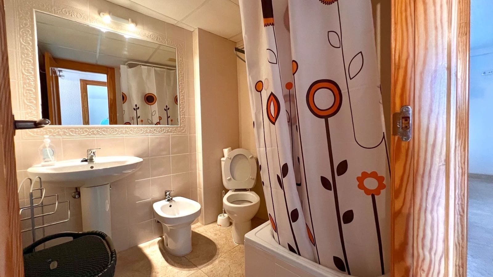 3 sypialnia Apartament do wynajęcia w Torrevieja z garażem - 800 € (Ref: 9312350)