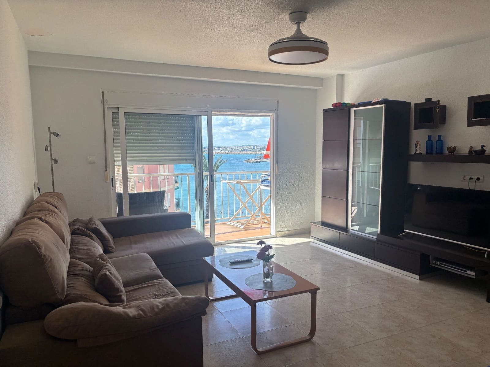 3 sypialnia Apartament do wynajęcia w Torrevieja z garażem - 800 € (Ref: 9312350)