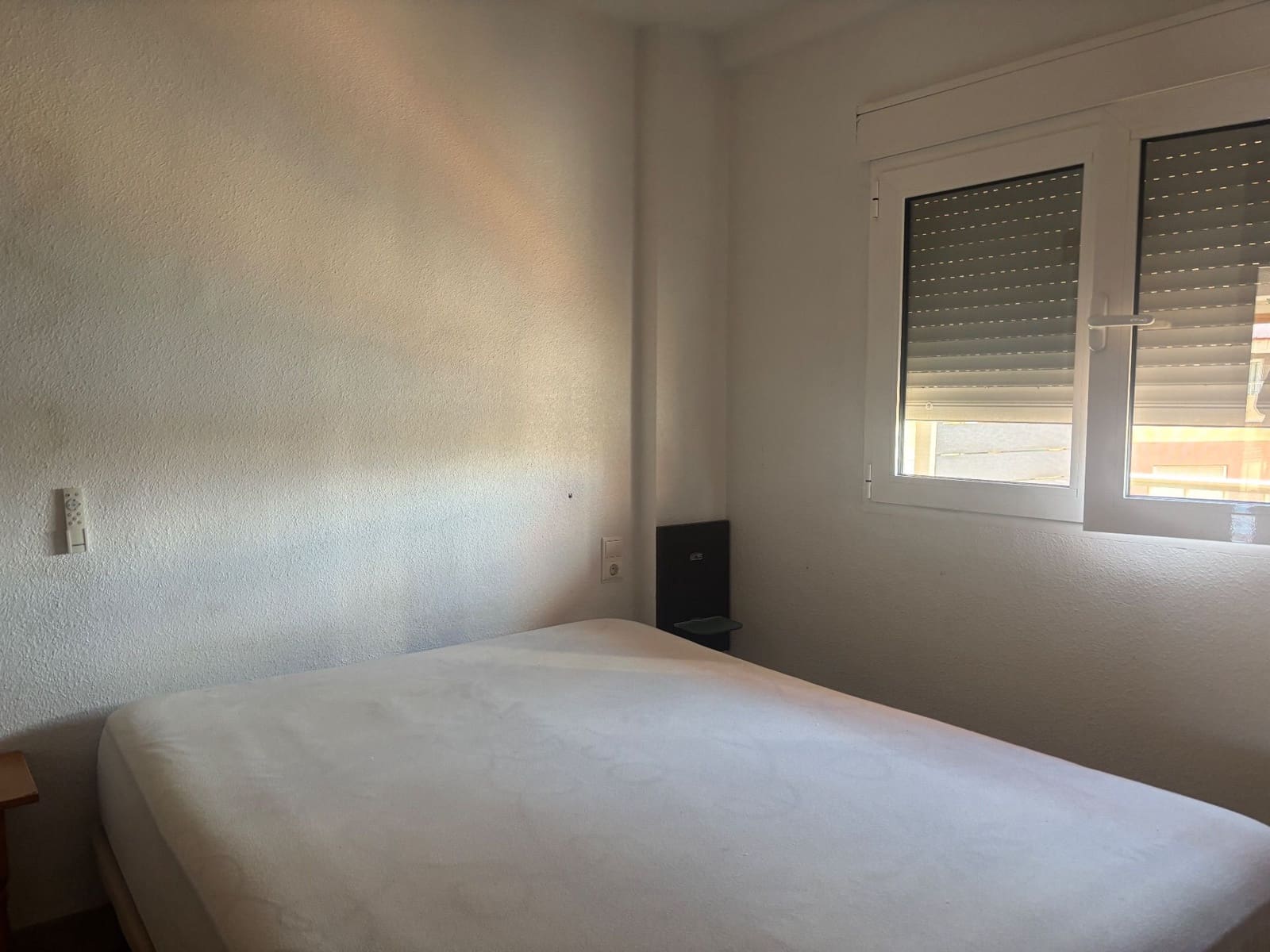 3 sypialnia Apartament do wynajęcia w Torrevieja z garażem - 800 € (Ref: 9312350)