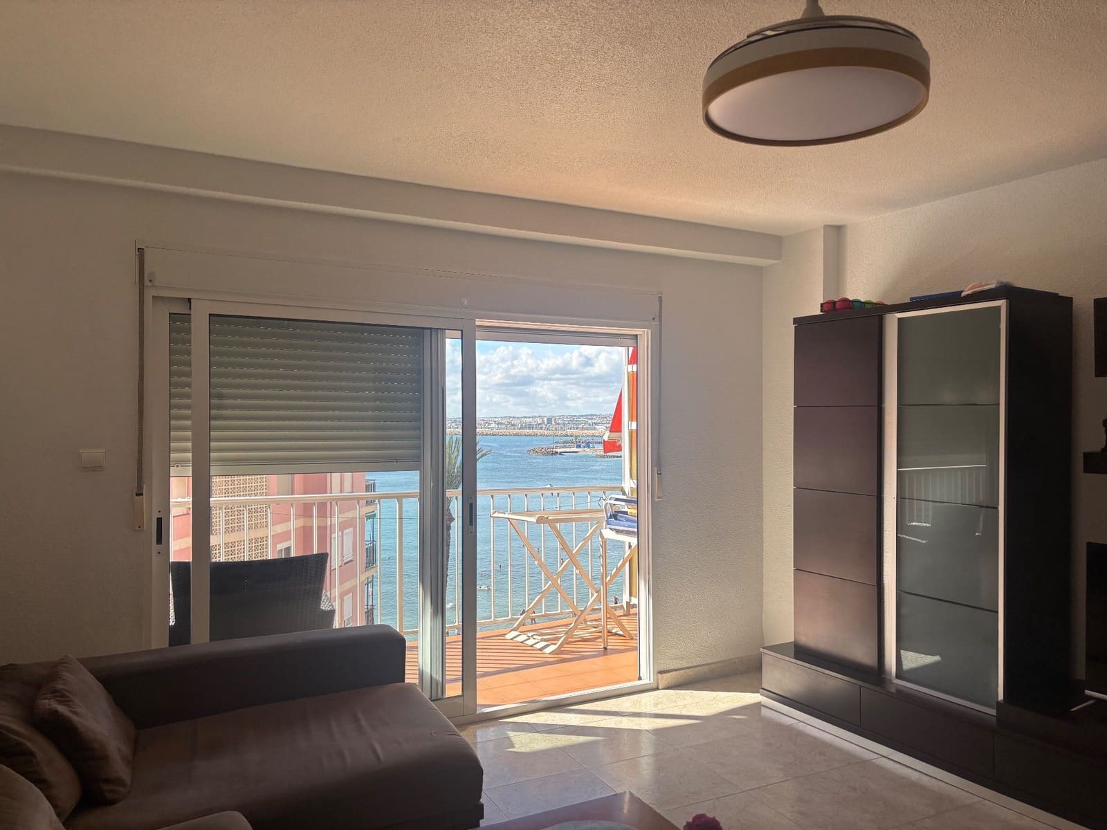 3 sypialnia Apartament do wynajęcia w Torrevieja z garażem - 800 € (Ref: 9312350)