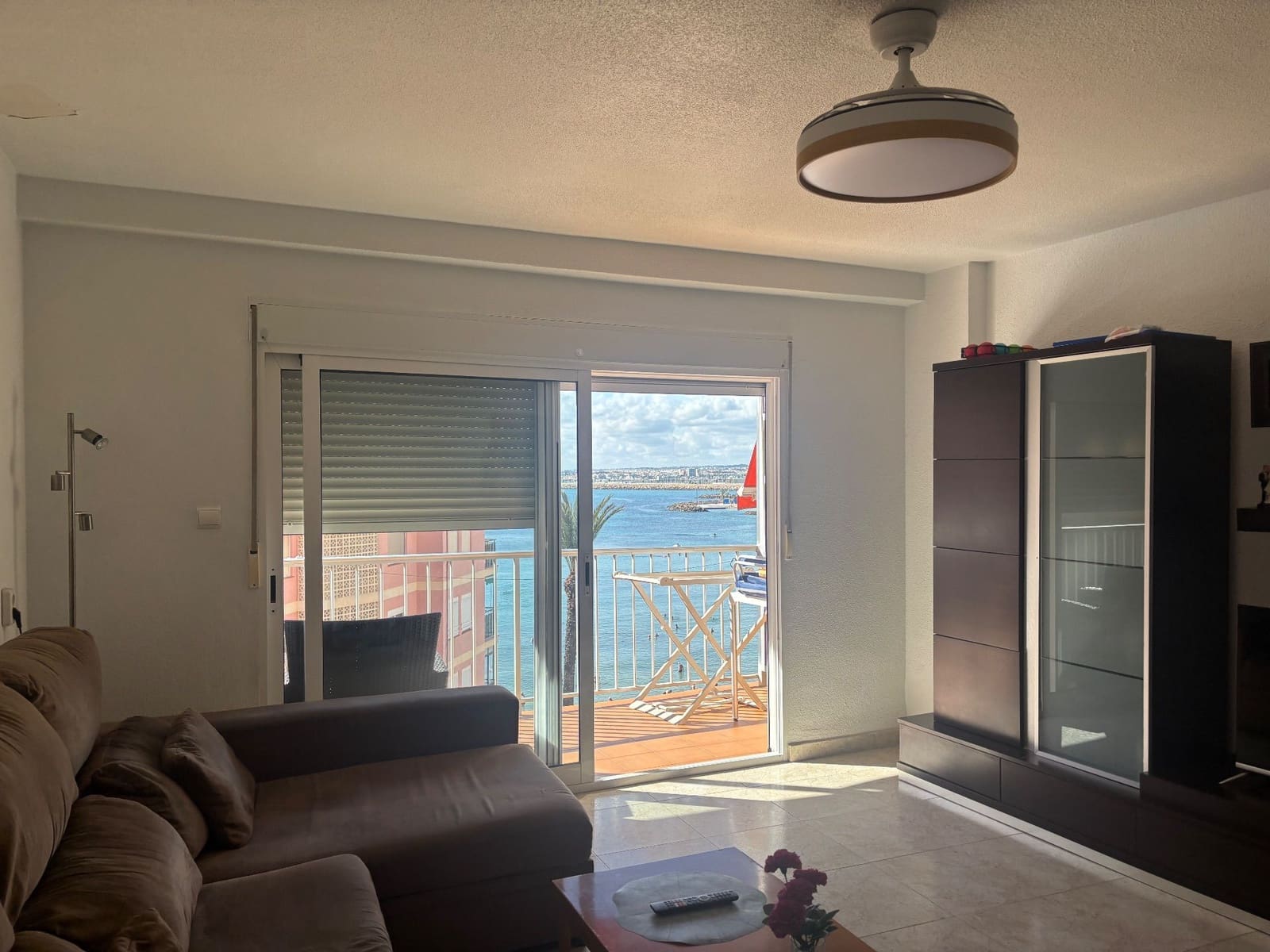 3 sypialnia Apartament do wynajęcia w Torrevieja z garażem - 800 € (Ref: 9312350)