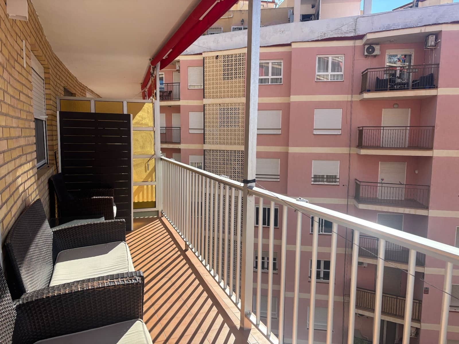 3 sypialnia Apartament do wynajęcia w Torrevieja z garażem - 800 € (Ref: 9312350)