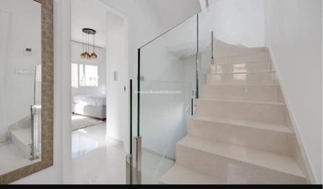 3 bedroom Villa for rent in Ciudad Quesada, Rojales with pool garage - € 2,500 (Ref: 9353201)