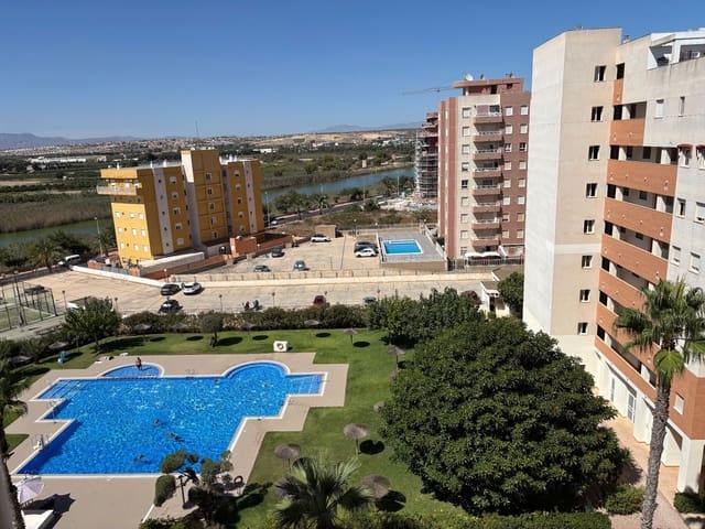 3 makuuhuone Huoneisto vuokrattavana paikassa Guardamar Playa, Guardamar del Segura mukana uima-altaan - 950 € (Ref: 9378757)