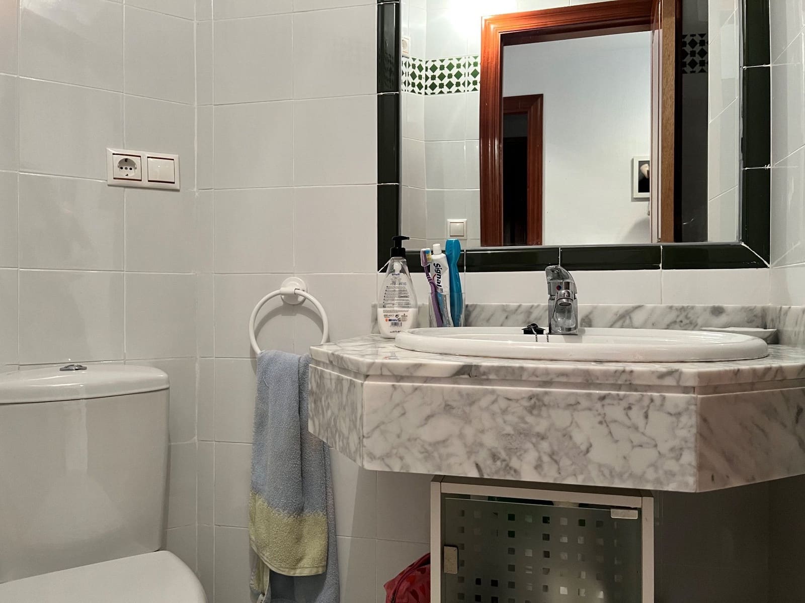 Appartement de 2 chambres à louer à Torrevieja avec piscine garage - 800 € (Ref: 9390202)