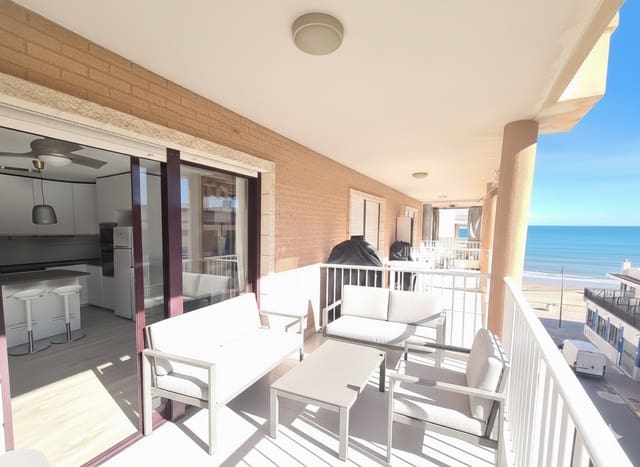 Apartamento de 2 habitaciones en Guardamar Playa, Guardamar del Segura en alquiler - 800 € (Ref: 9470810)