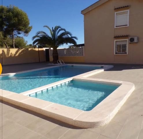 1 bedroom Apartment for rent in Villamartin, Orihuela with pool - € 700 (Ref: 9481887)