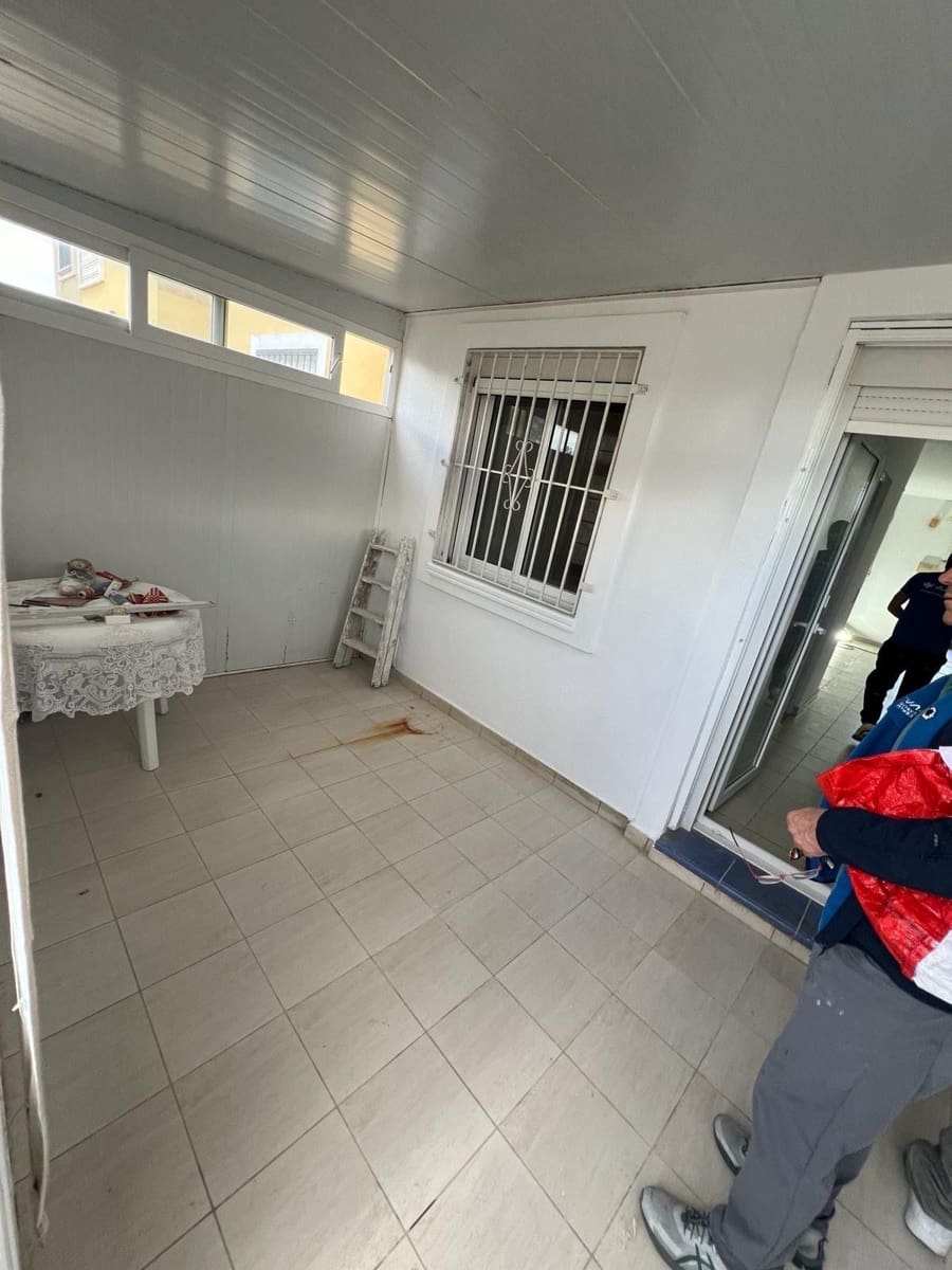 1 bedroom Apartment for rent in Villamartin with pool - € 700 (Ref: 9481887)