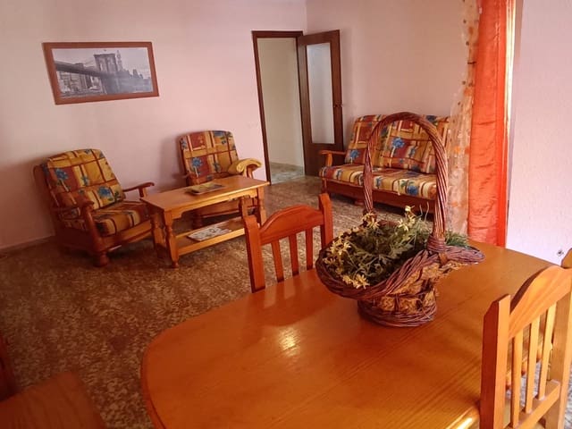 3 soveværelse Lejlighed til leje i Centro, Torrevieja - € 750 (Ref: 9491103)