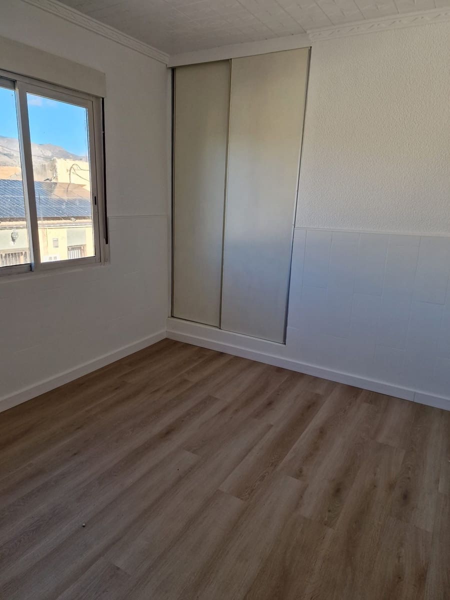 Finca/Casa Rural de 4 habitaciones en Albatera en alquiler con piscina garaje - 1.300 € (Ref: 9496889)