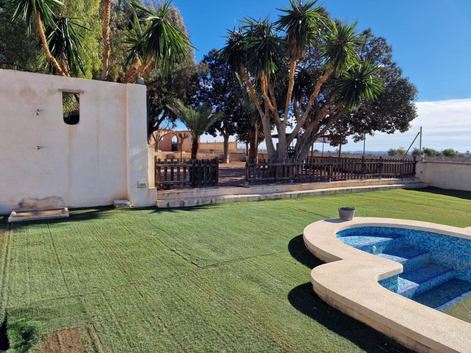 Finca/Casa Rural de 4 habitaciones en Albatera en alquiler con piscina garaje - 1.300 € (Ref: 9496889)