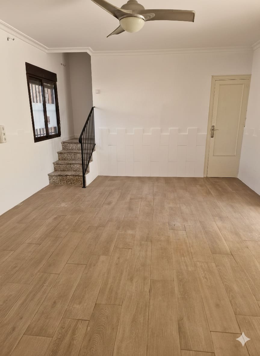 4 soveværelse Finca/Landehus til leje i Albatera med swimmingpool garage - € 1.390 (Ref: 9526164)