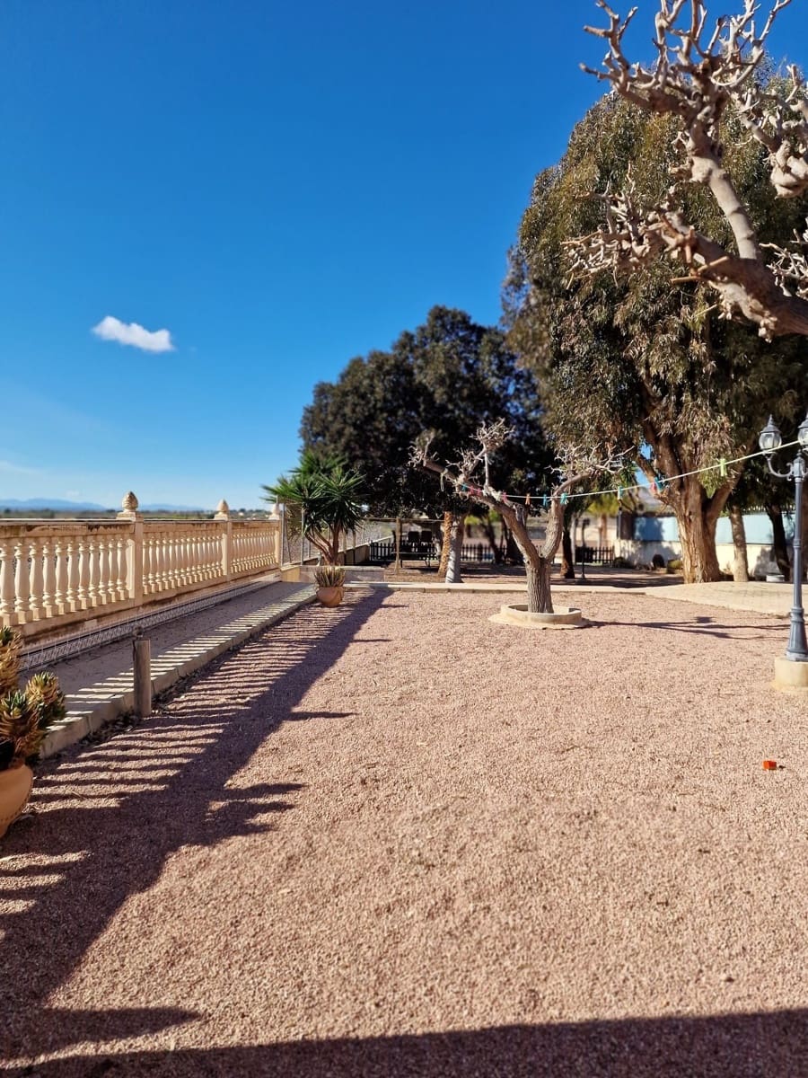 4 soveværelse Finca/Landehus til leje i Albatera med swimmingpool garage - € 1.390 (Ref: 9526164)