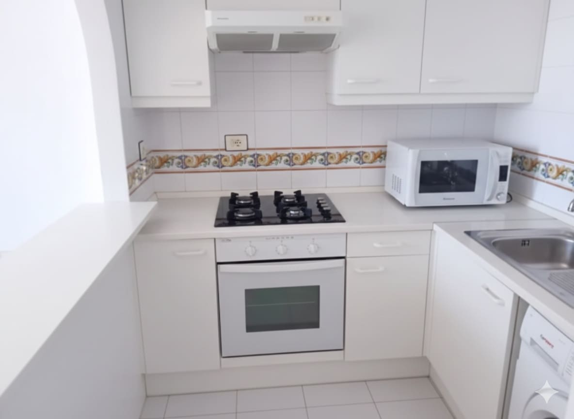 2 makuuhuone Huoneisto vuokrattavana paikassa Torrevieja mukana uima-altaan - 800 € (Ref: 9547718)