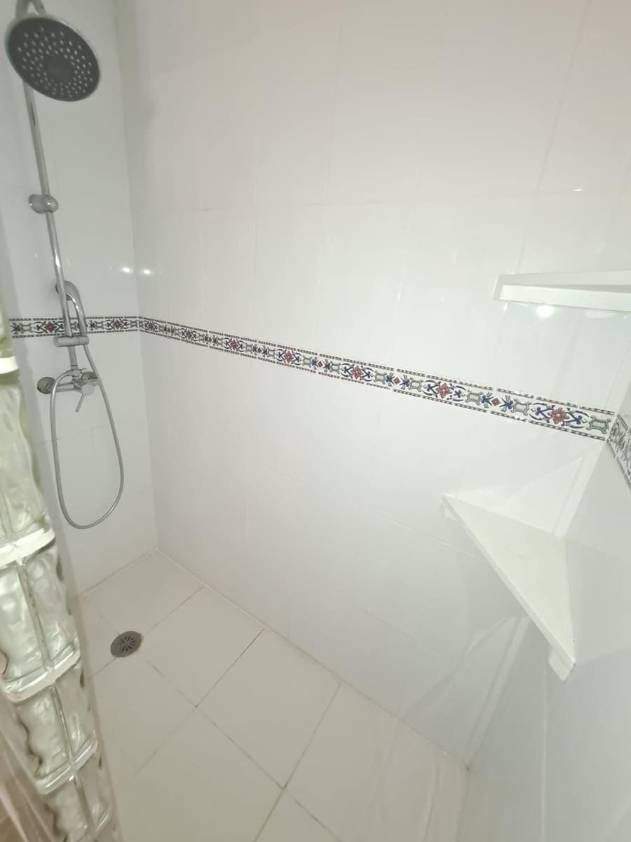 2 soveværelse Lejlighed til leje i Guardamar del Segura - € 700 (Ref: 9547719)