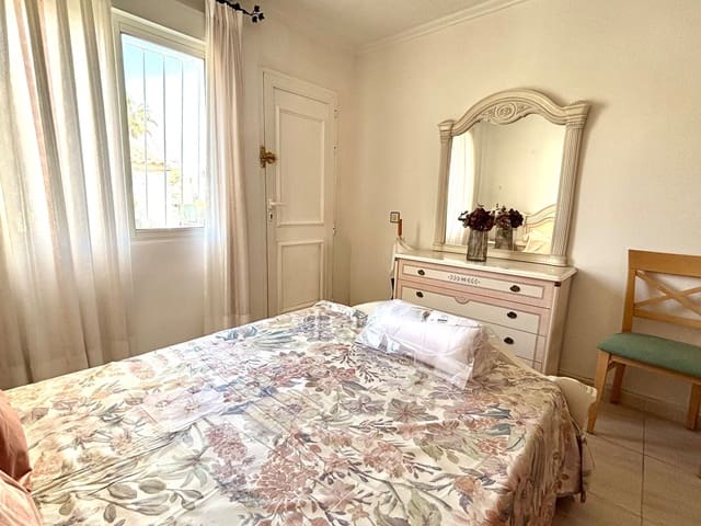 2 soveværelse Bungalow til leje i El Chaparral - La Siesta - La Torreta, Torrevieja - € 700 (Ref: 9570702)