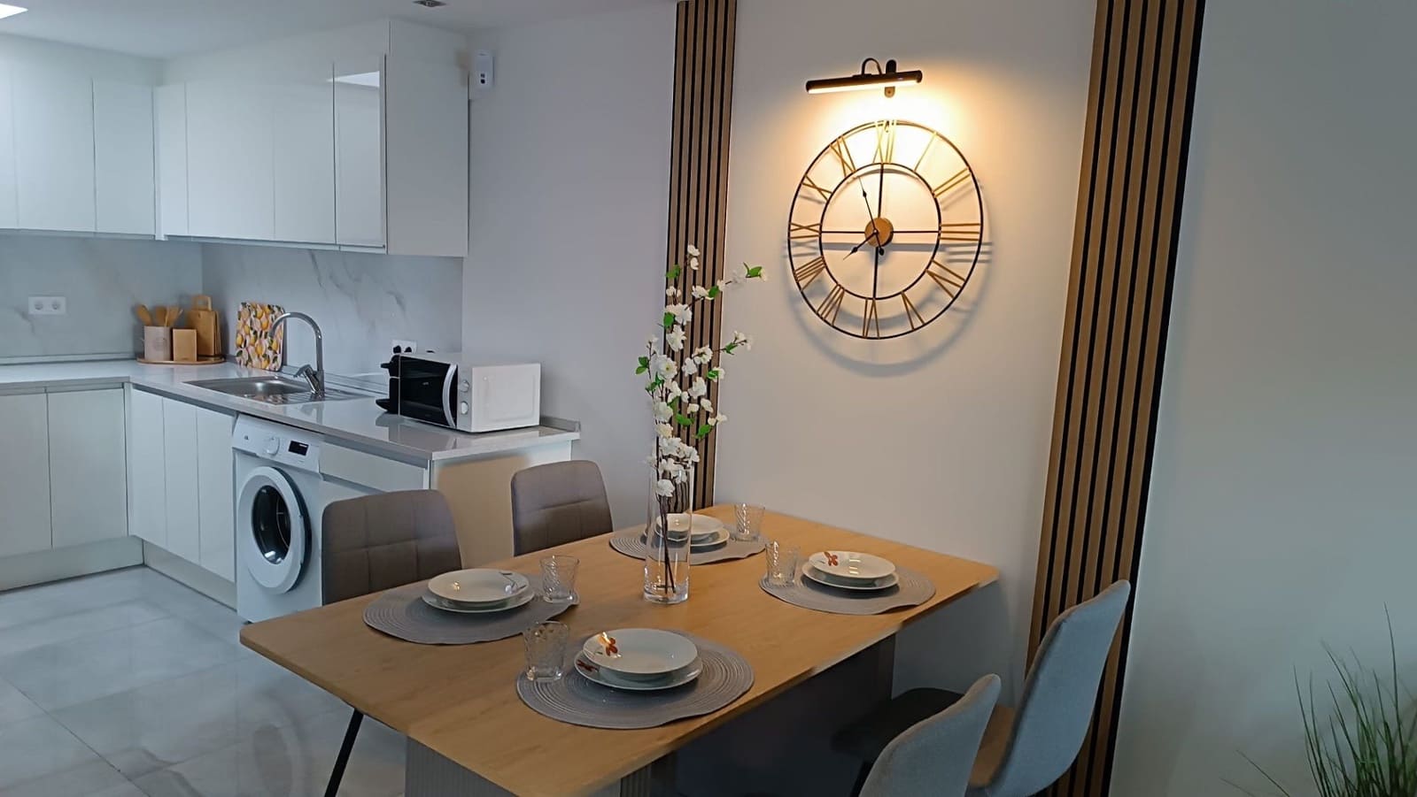2 sovrum Bungalow att hyra i Torrevieja - 700 € (Ref: 9594700)