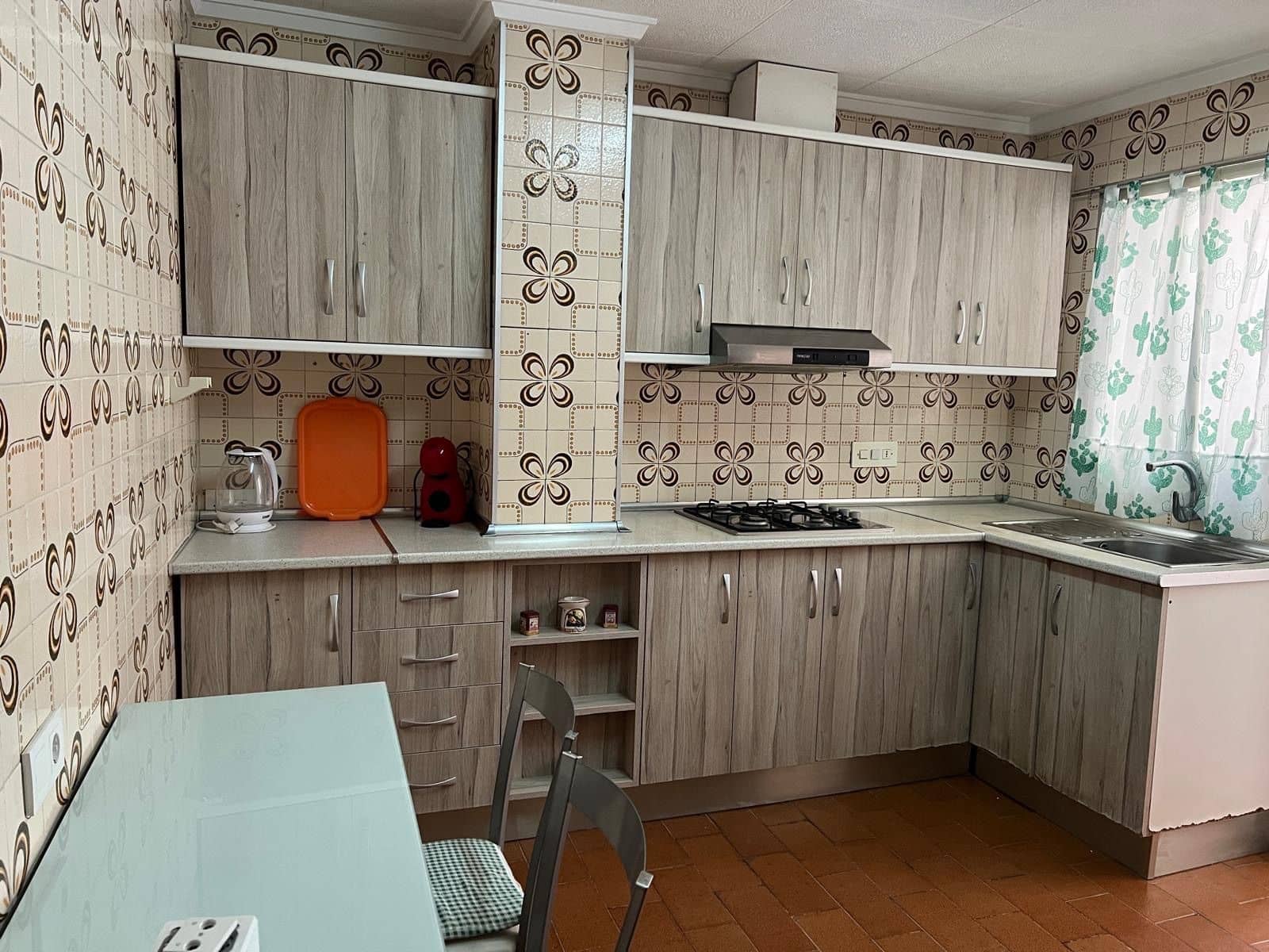 3 bedroom Apartment for rent in Torrevieja - € 700 (Ref: 9594701)