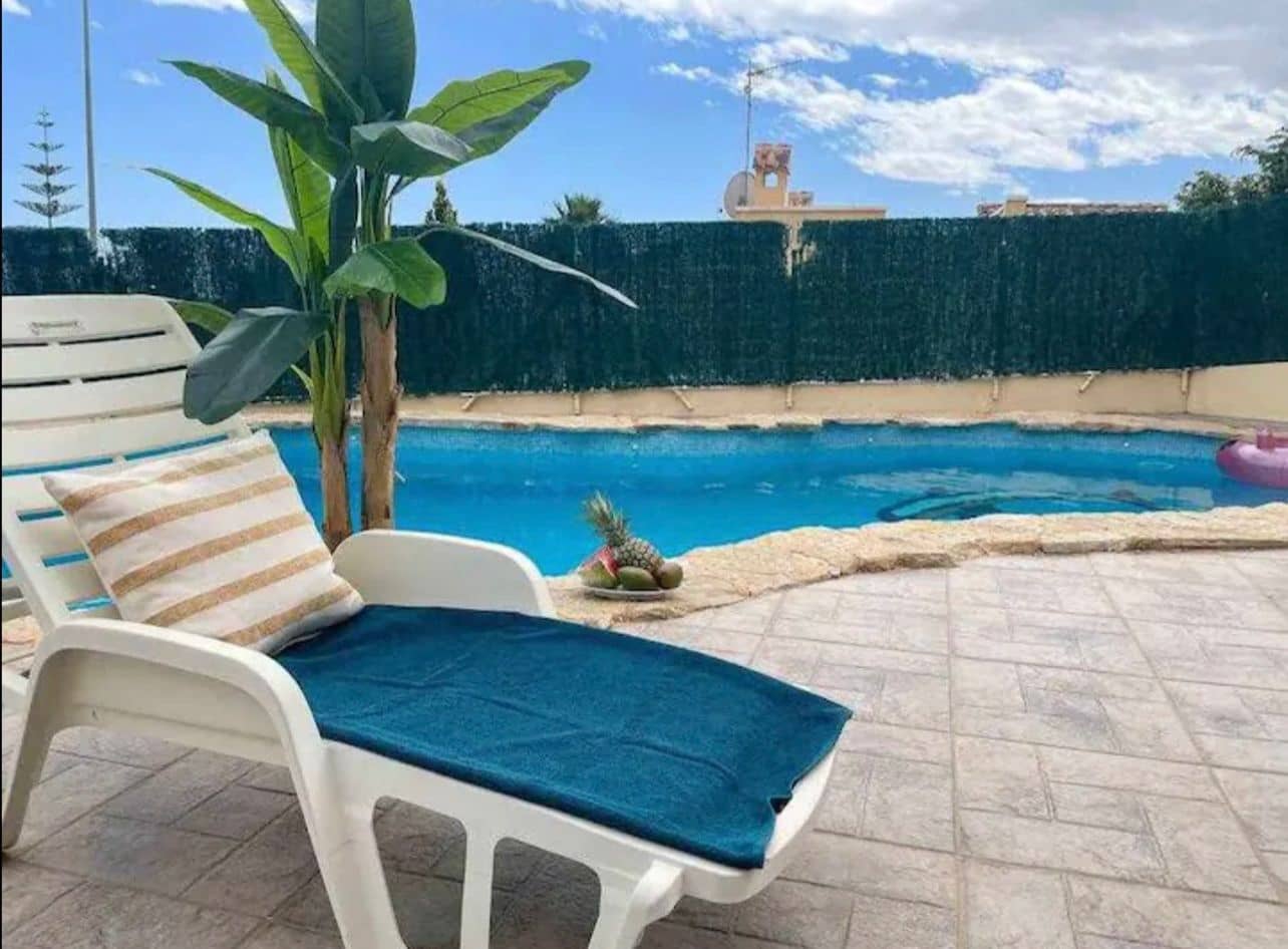 3 soveværelse Villa til leje i Muchamiel / Mutxamel med swimmingpool garage - € 1.800 (Ref: 9594702)