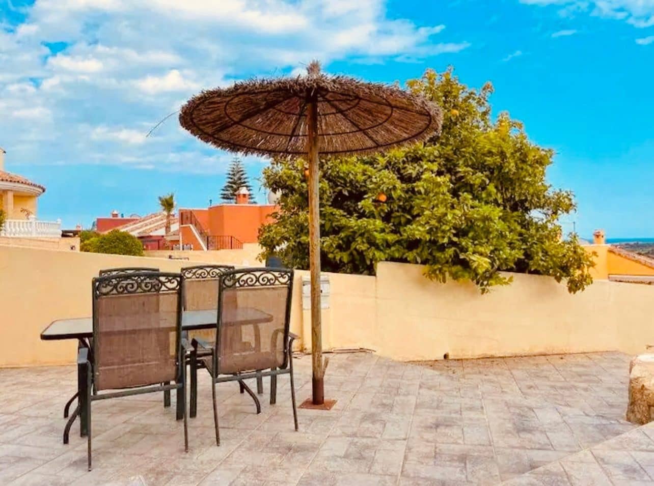 3 soveværelse Villa til leje i Muchamiel / Mutxamel med swimmingpool garage - € 1.800 (Ref: 9594702)