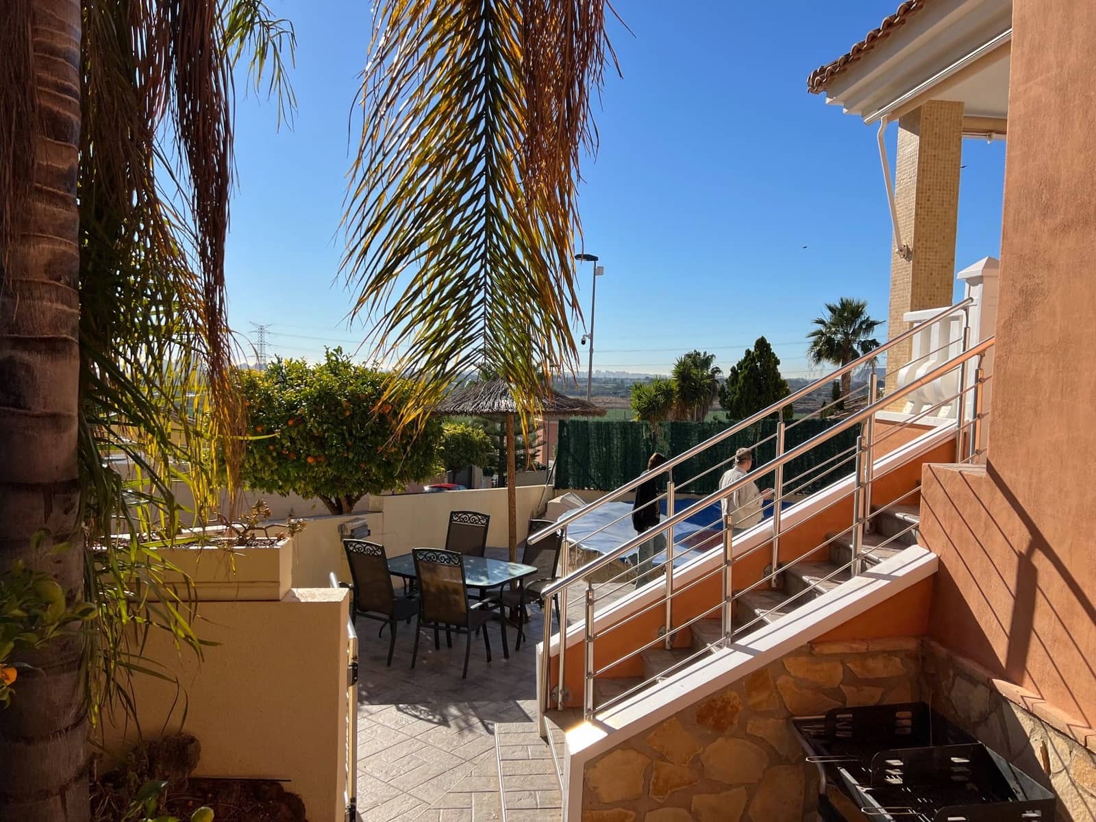 3 soveværelse Villa til leje i Muchamiel / Mutxamel med swimmingpool garage - € 1.800 (Ref: 9594702)