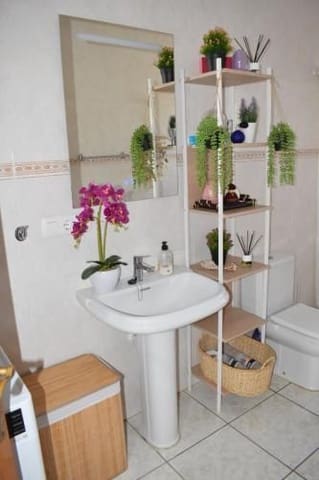 2 sypialnia Finka/Dom wiejski do wynajęcia w Muchamiel / Mutxamel z basenem garażem - 1 600 € (Ref: 9602552)