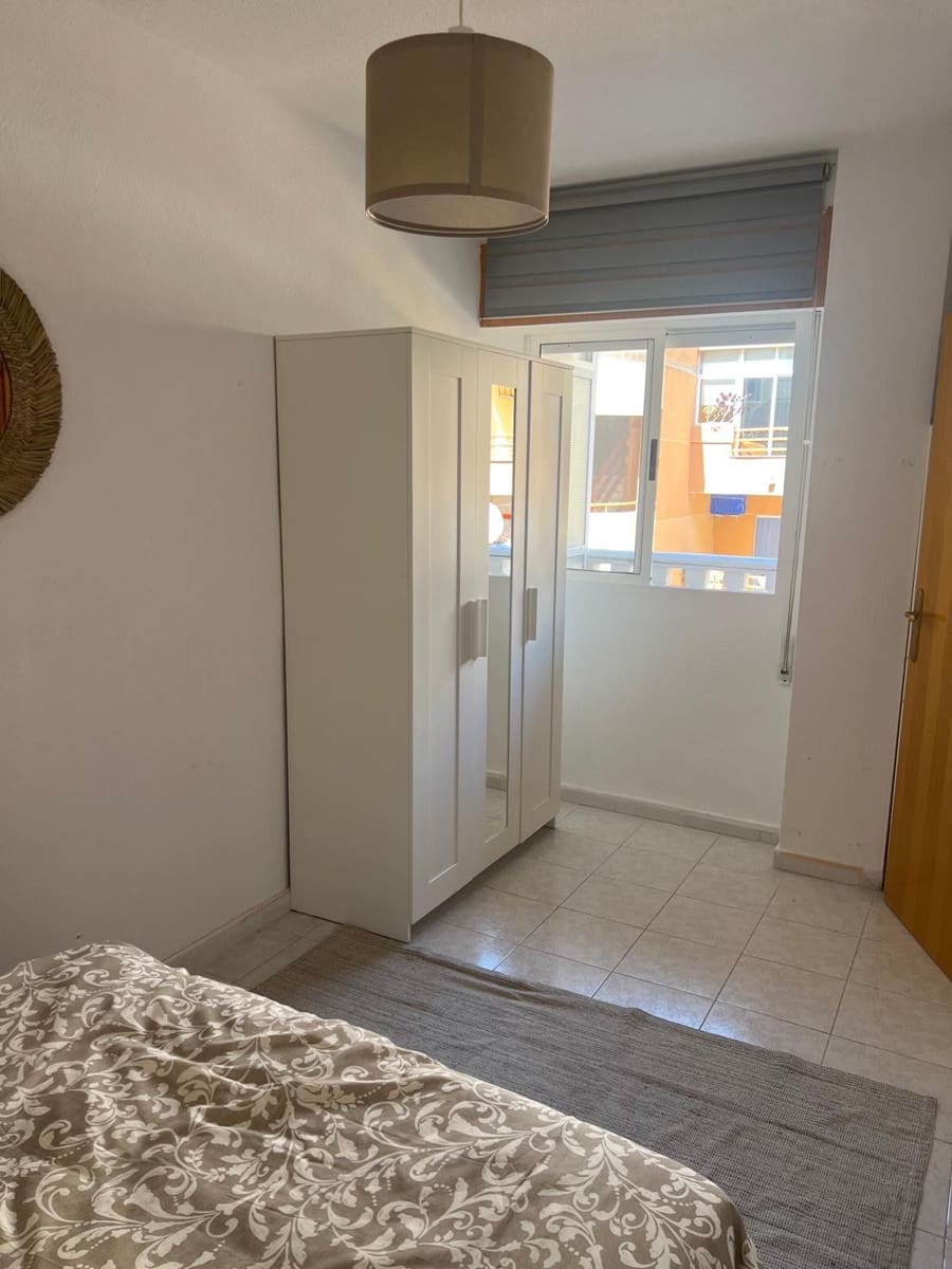 1 quarto Apartamento para arrendar em Torrevieja - 650 € (Ref: 9614765)