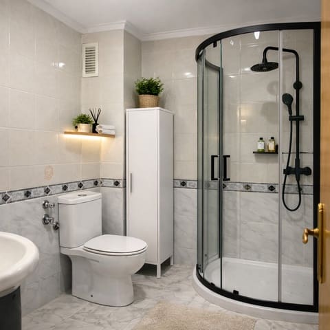 1 soveværelse Lejlighed til leje i Playa de los Locos, Torrevieja - € 700 (Ref: 9614765)