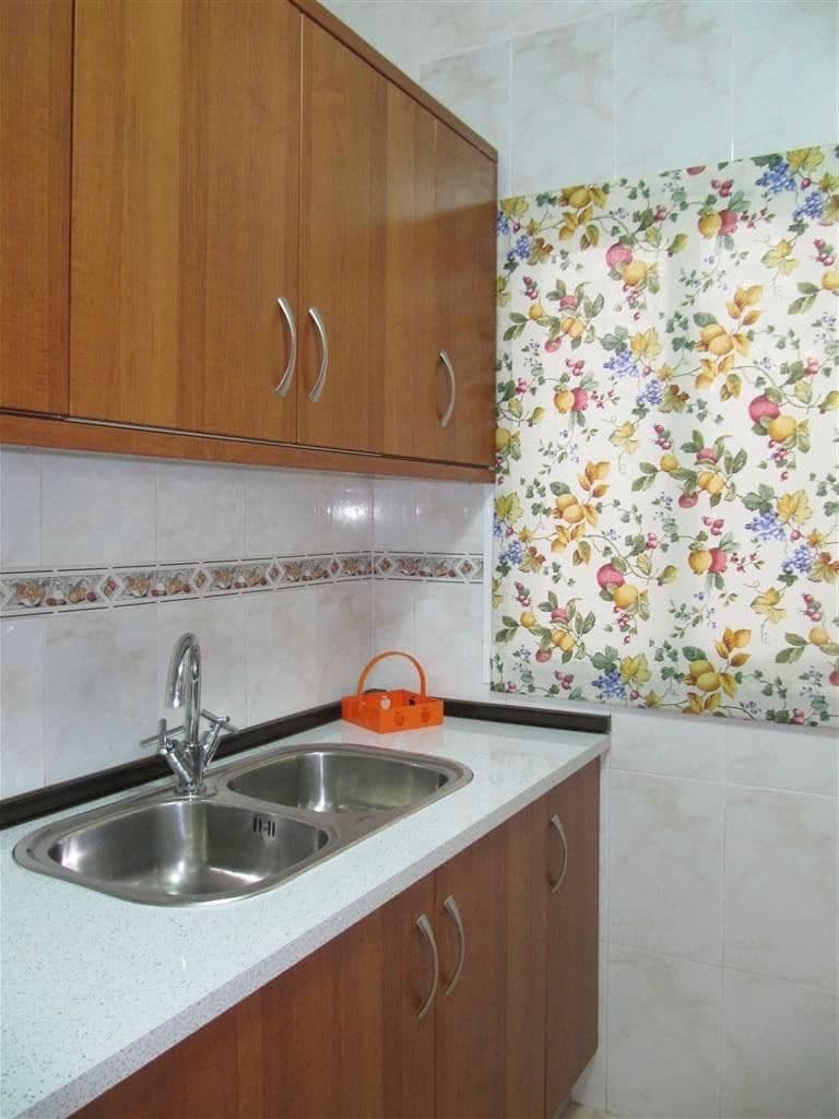 2 soverom Villa til leie i Campoamor med svømmebasseng garasje - € 700 (Ref: 9633920)