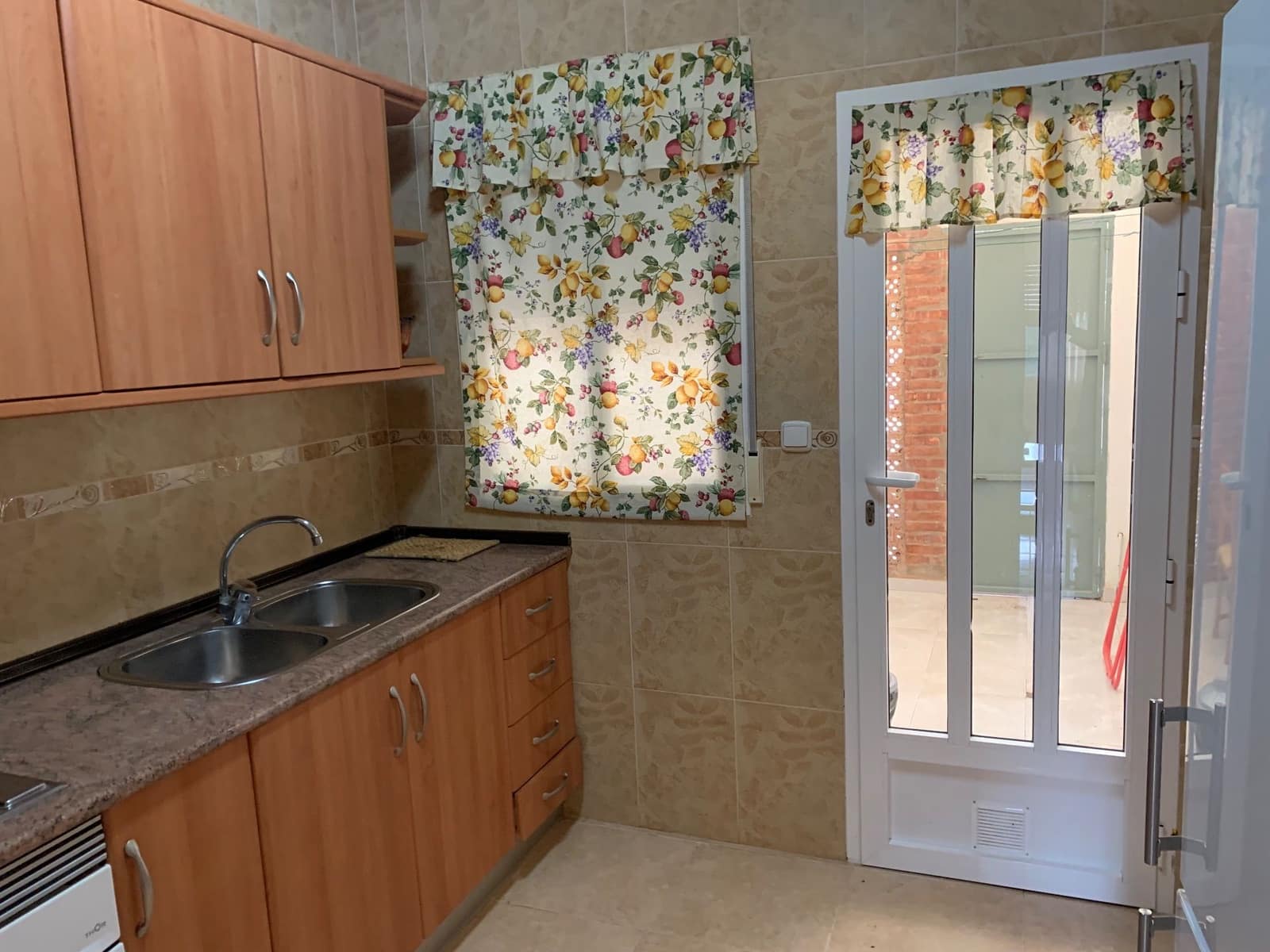 2 soverom Villa til leie i Campoamor med svømmebasseng garasje - € 700 (Ref: 9633920)