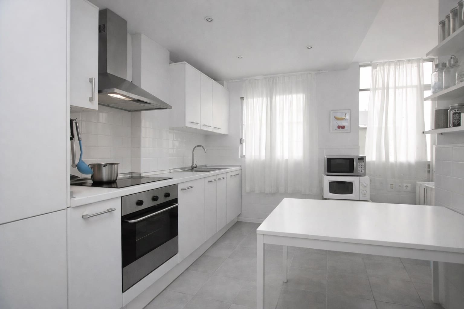 Apartamento de 3 habitaciones en Torrevieja en alquiler - 850 € (Ref: 9658368)