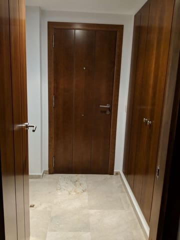 2 soverom Leilighet til leie i Orihuela Costa, Orihuela med svømmebasseng garasje - € 1 300 (Ref: 9663394)