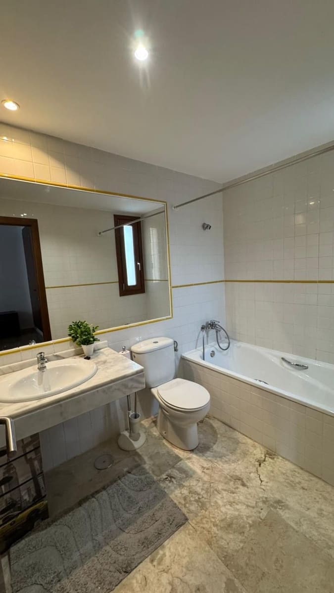 2 bedroom Apartment for rent in Orihuela Costa with pool garage - € 1,250 (Ref: 9663394)