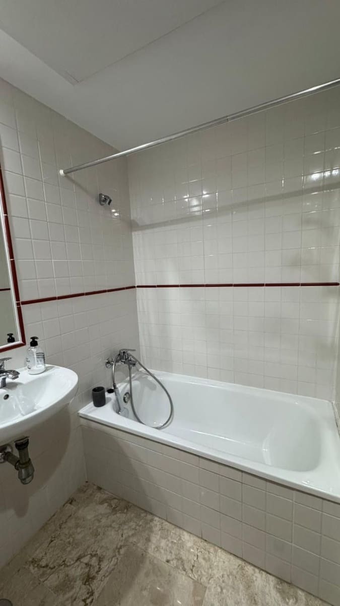 2 bedroom Apartment for rent in Orihuela Costa with pool garage - € 1,250 (Ref: 9663394)