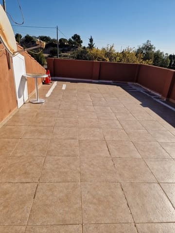 3 makuuhuone Huvila vuokrattavana paikassa Crevillente / Crevillent mukana 
autotalli - 1 580 € (Ref: 9698161)