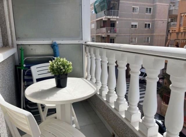 1 bedroom Apartment for rent in Playa de los Locos, Torrevieja - € 750 (Ref: 9700473)