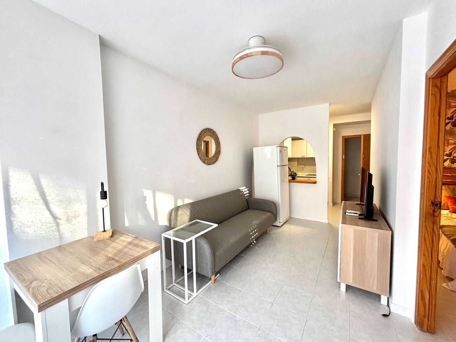 1 bedroom Apartment for rent in Torrevieja - € 750 (Ref: 9700473)