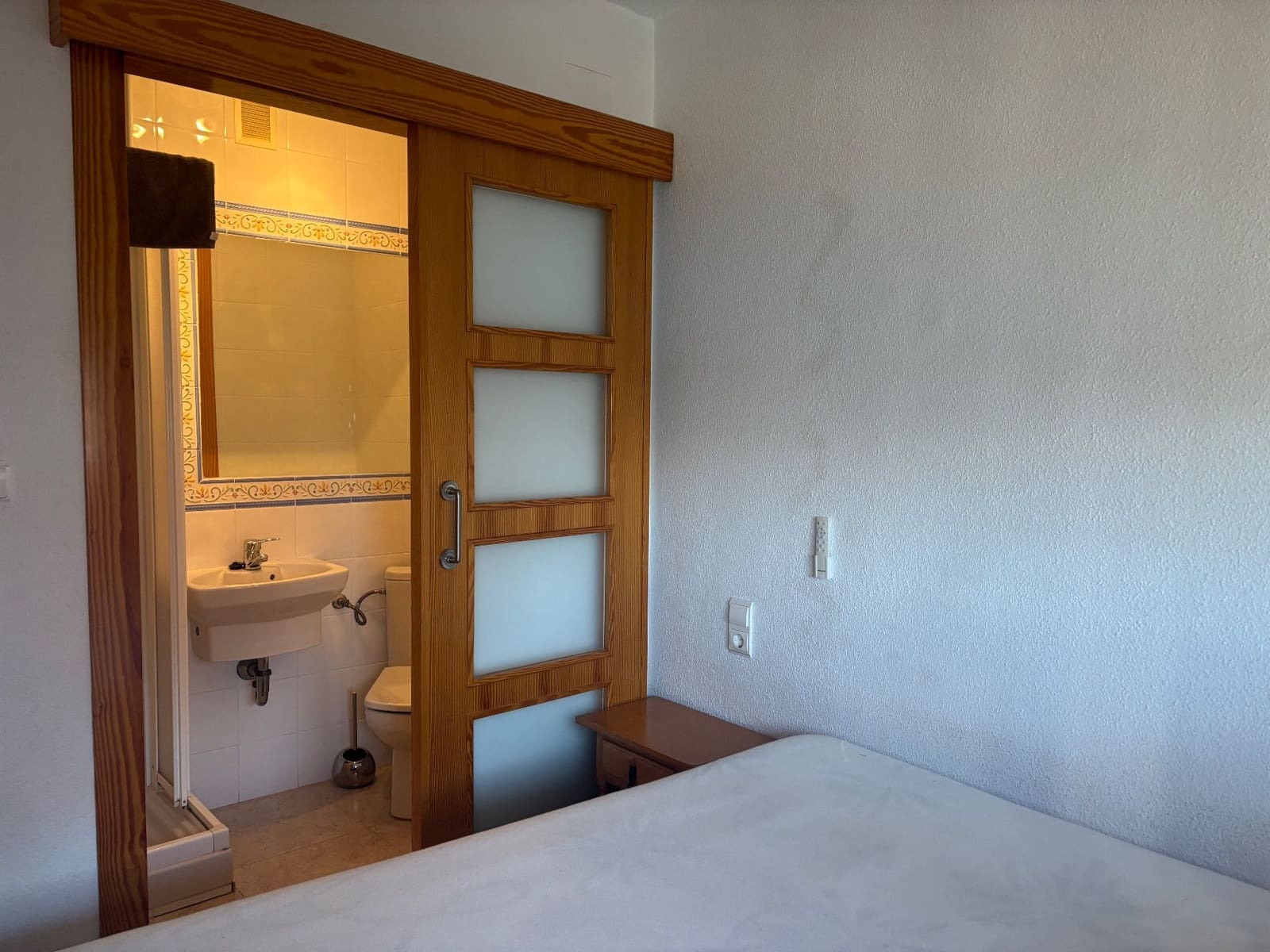 3 soverom Leilighet til leie i Torrevieja med garasje - € 850 (Ref: 9719524)