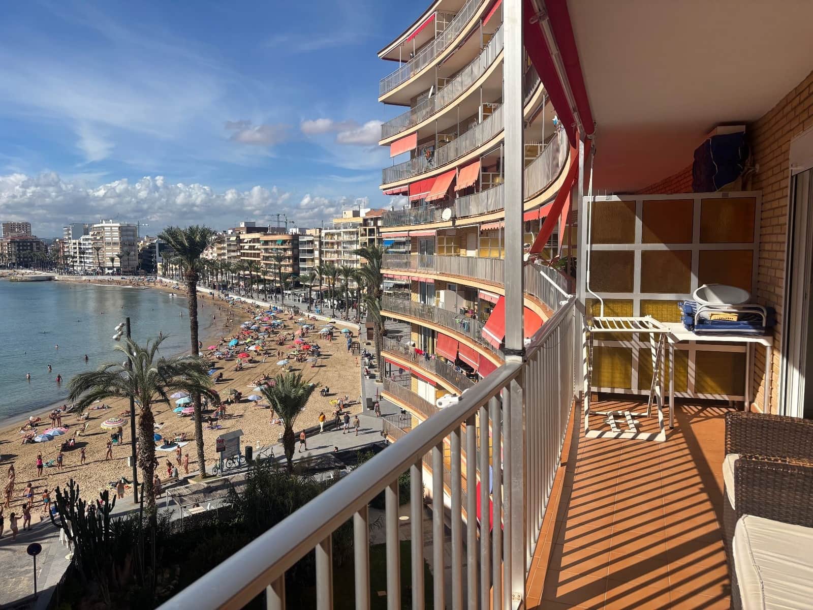 3 soverom Leilighet til leie i Torrevieja med garasje - € 850 (Ref: 9719524)