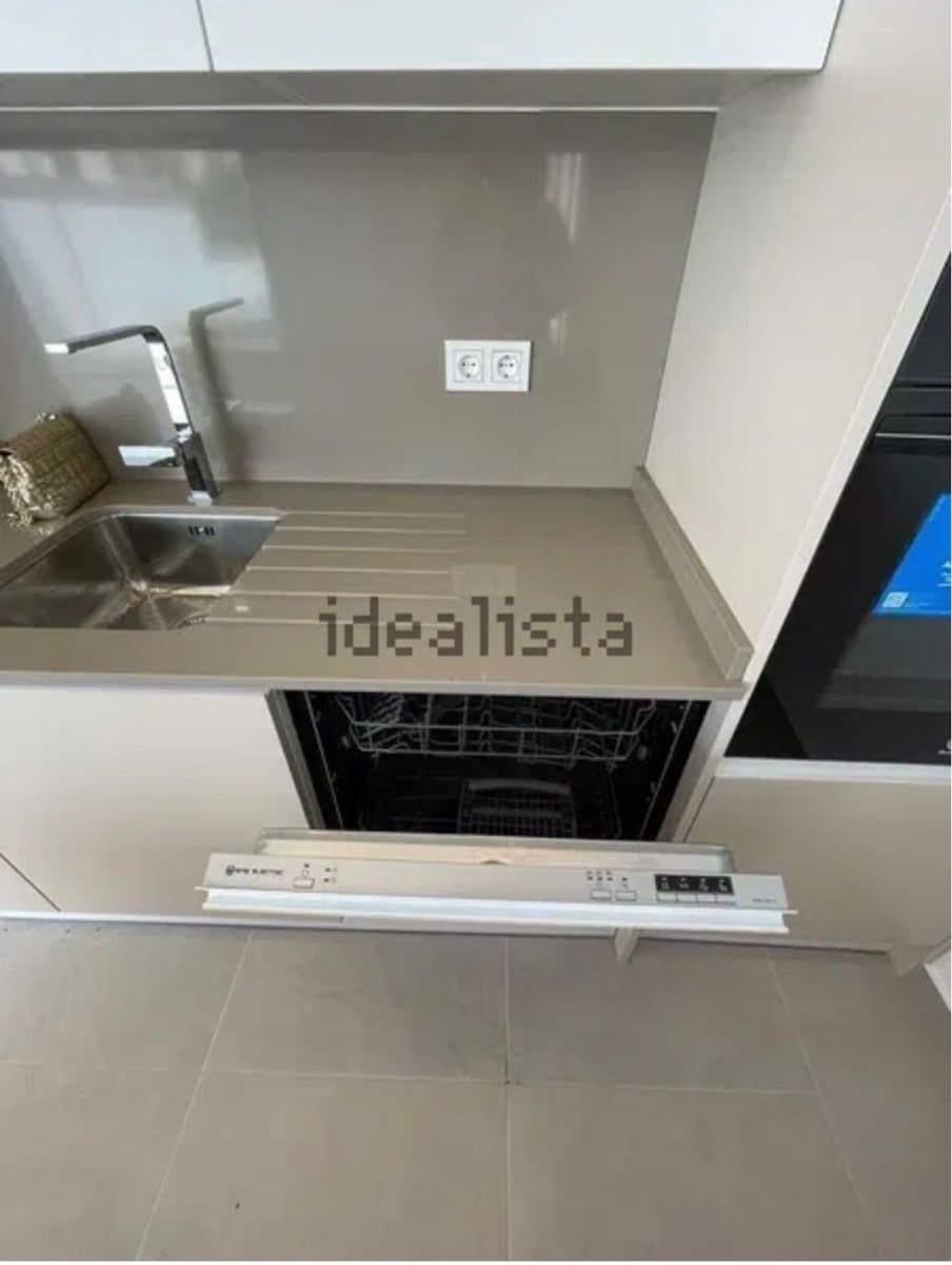 4 bedroom Villa for rent in Benijofar with pool garage - € 2,350 (Ref: 9728590)