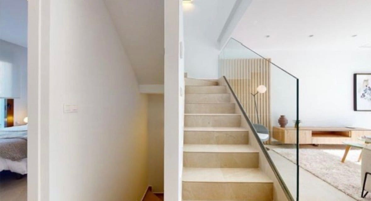 4 soveværelse Villa til leje i Benijofar med swimmingpool garage - € 2.350 (Ref: 9751626)